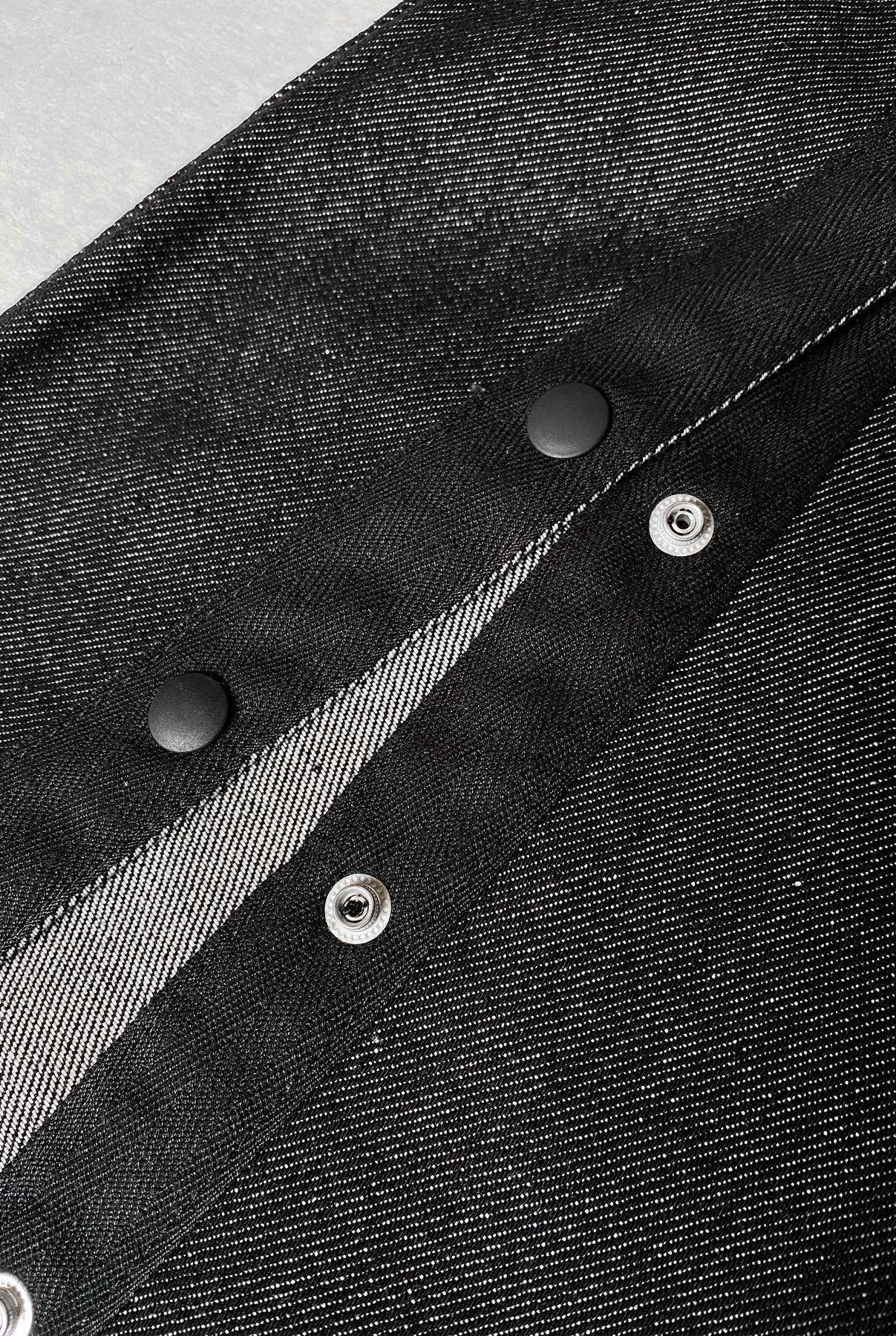 Jean Broches Black