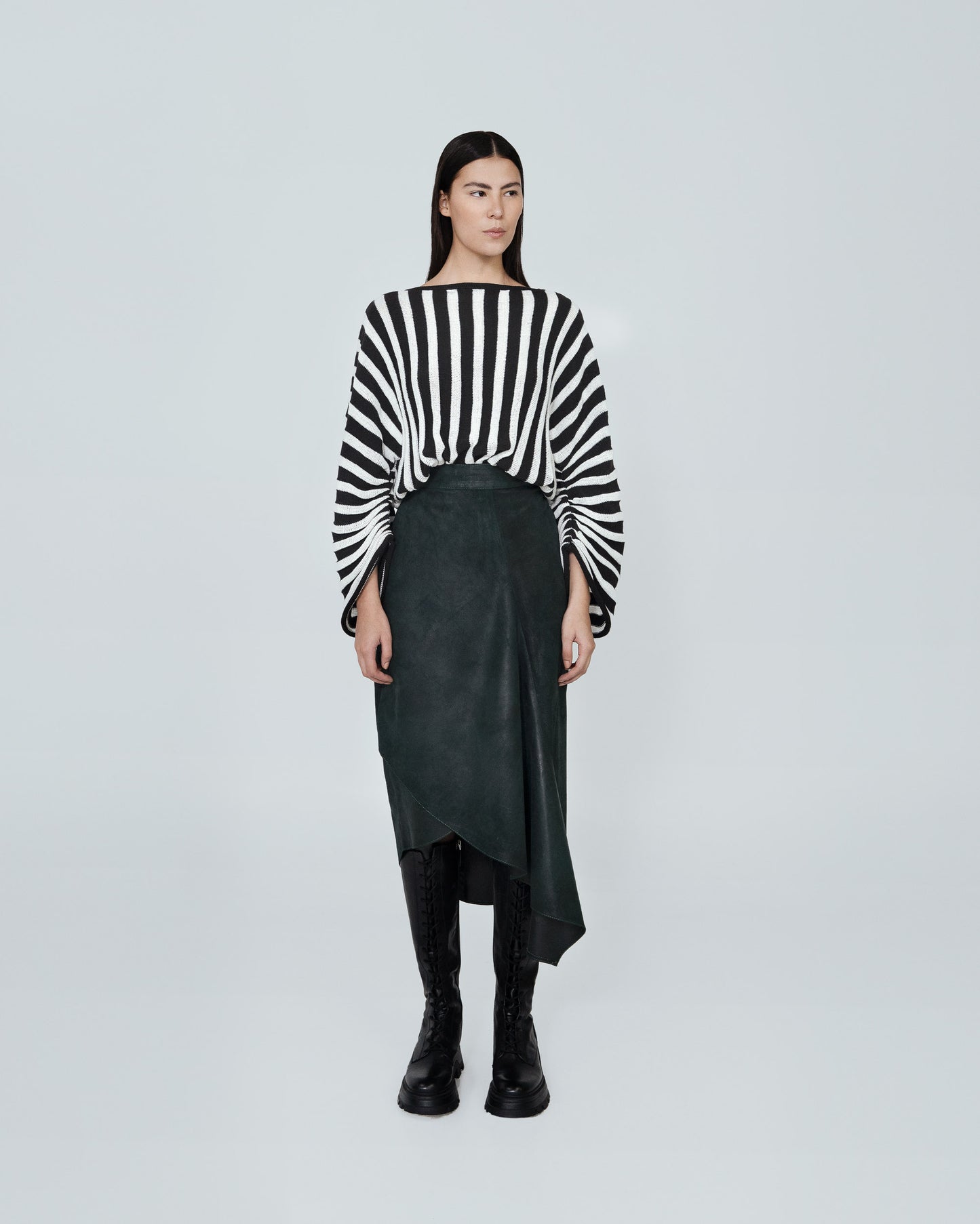 Falda Tube Petal Leather Skirt Negro