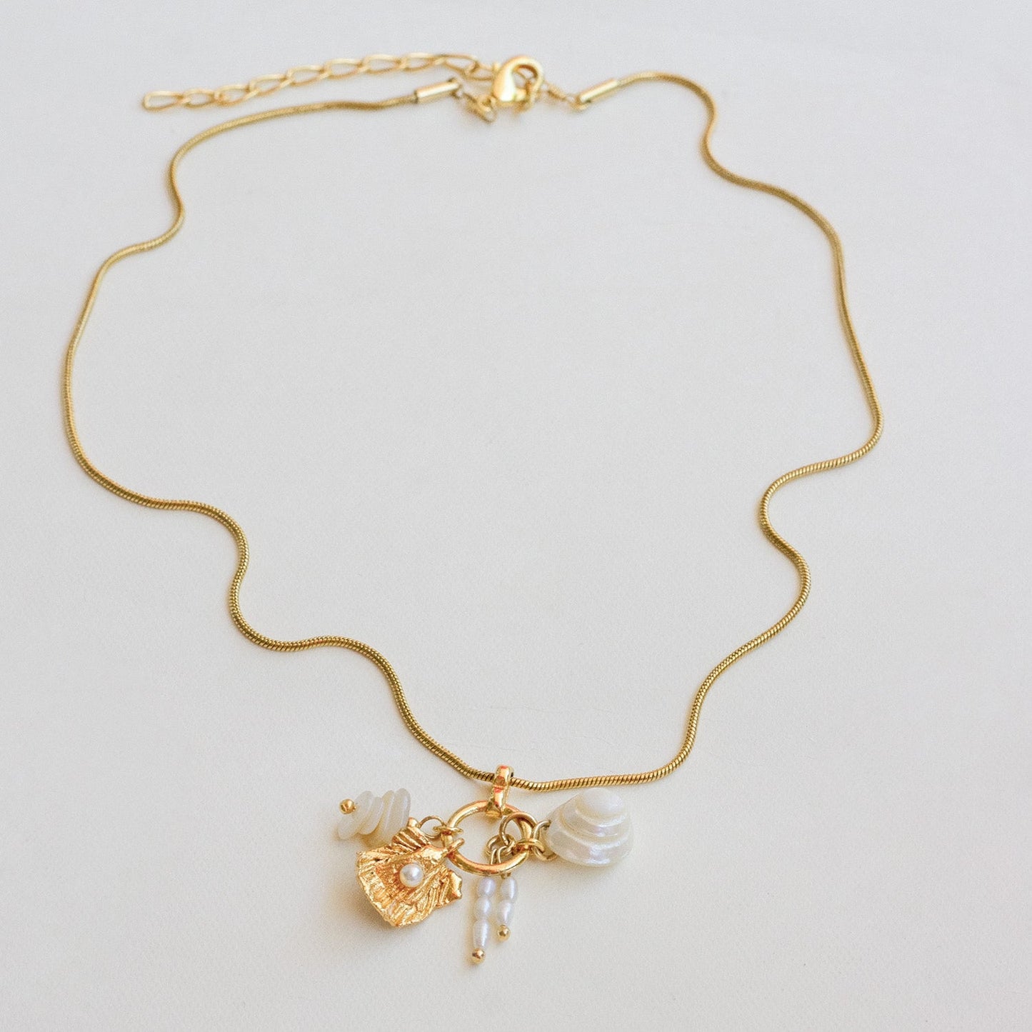 Collar Corto Verano 39