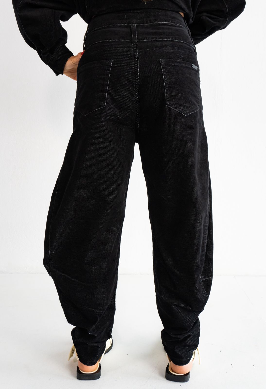 Jean Balloon Velvet Black