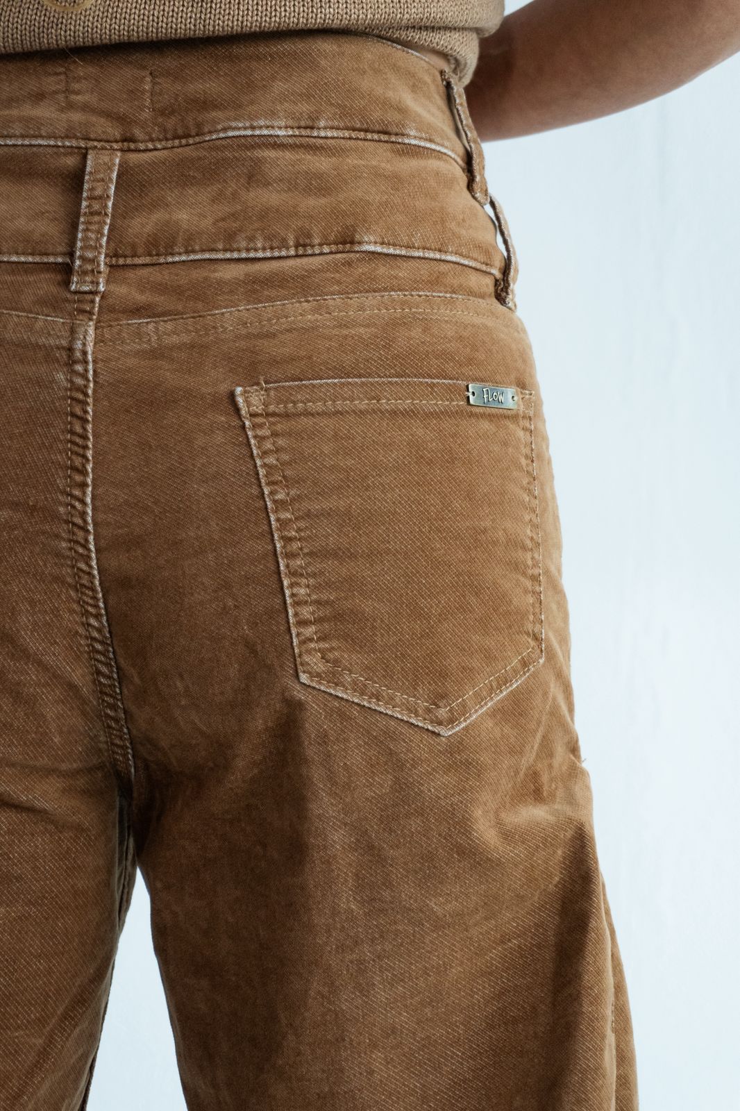 Jean Balloon Velvet Caramel