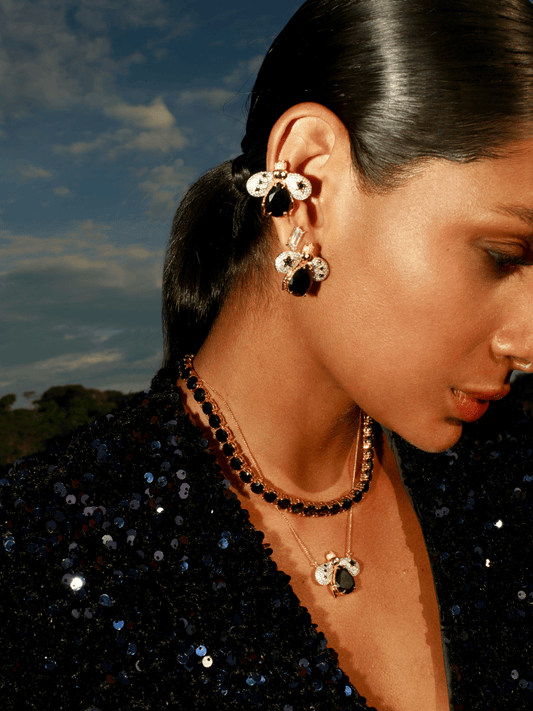 Ear Cuff Abeja Kemet Onyx