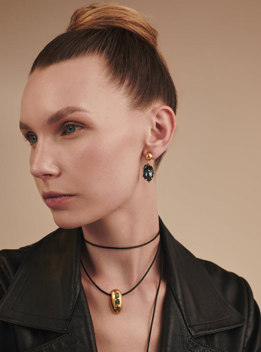 Arete Bossa Noir Drop