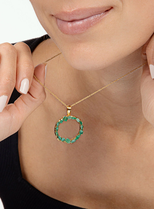 Collar Dije Dona Esmeralda