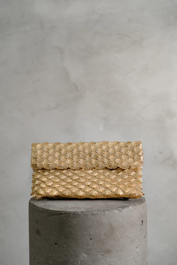 Cartera Clutch Conchas Seashells Oro